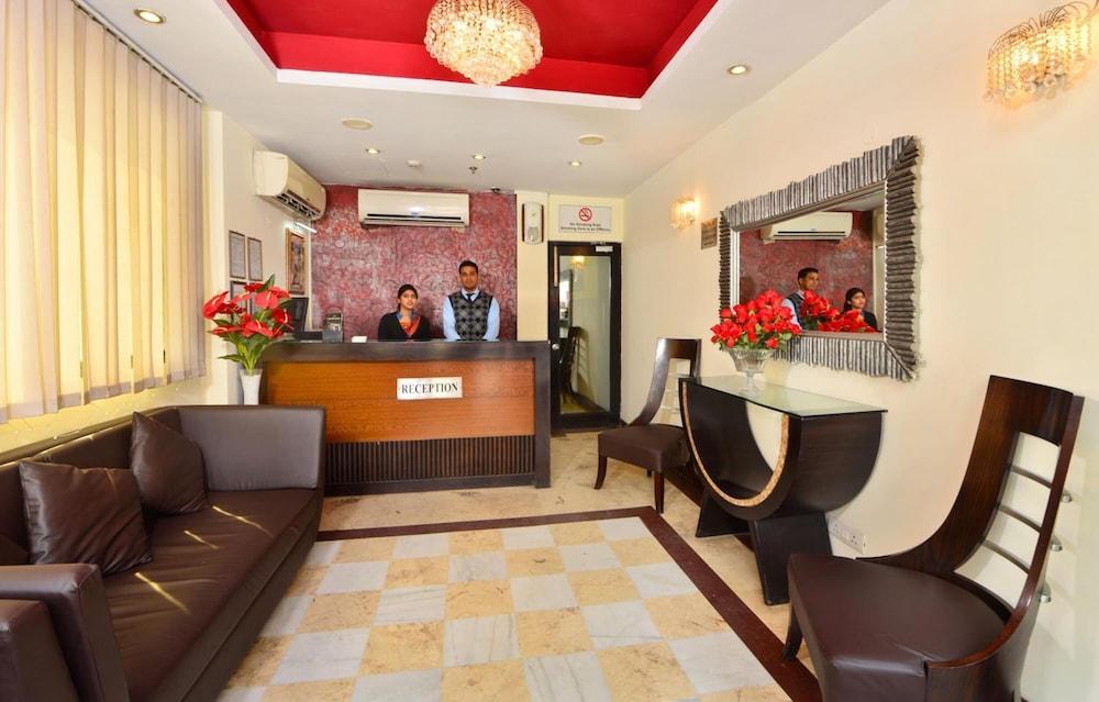 Hotel Shanti Palace West Patel Nagar Neu-Delhi Exterior foto
